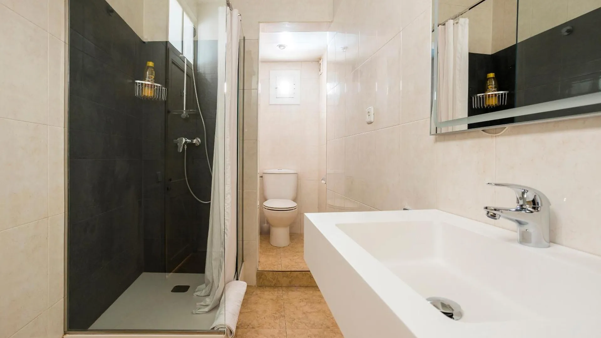 Apartaments Clot-Sant Marti Apartment Barcelona 0*,